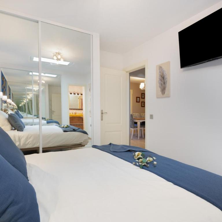 Casa Kentia - Three-Bedroom House - 13