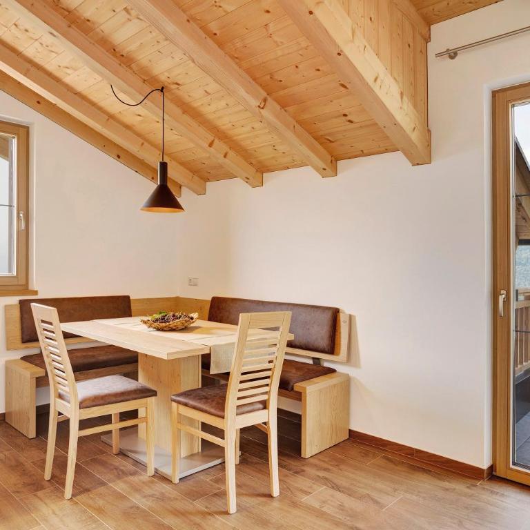 Unterötzbauerhof - Fewo Weinberg - Deluxe-Apartment mit 2 Schlafzimmern und Gartenblick - 4