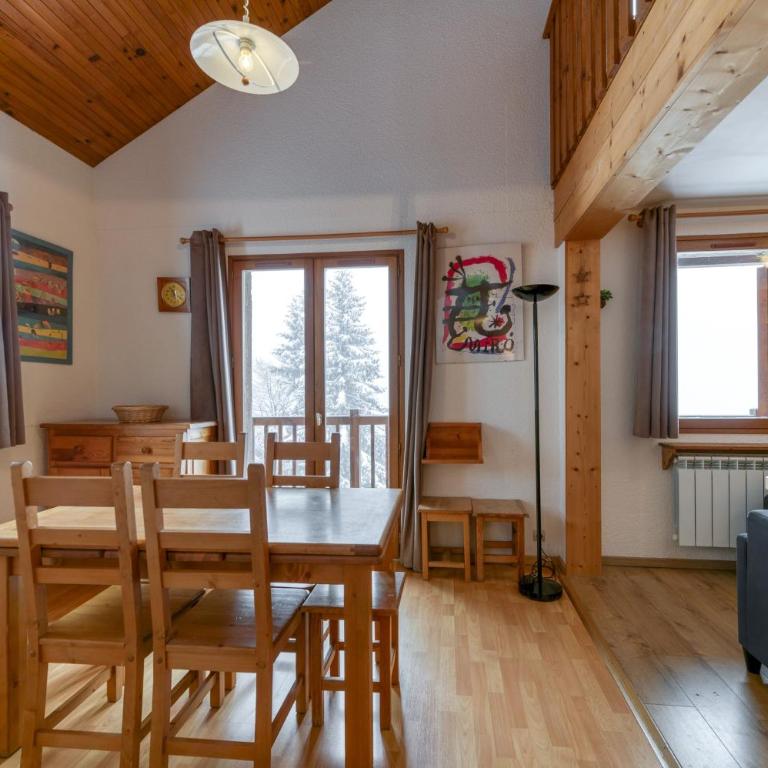 Souveraine 3 Charmant Appartement - Three-Bedroom Premium Apartment with Balcony - 6