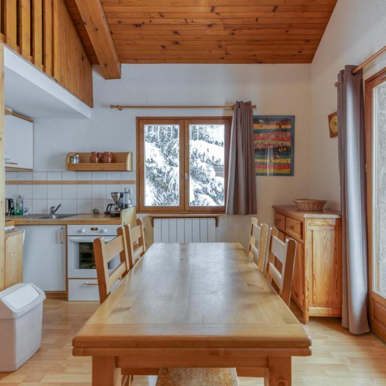 Souveraine 3 Charmant Appartement - Three-Bedroom Premium Apartment with Balcony - 8