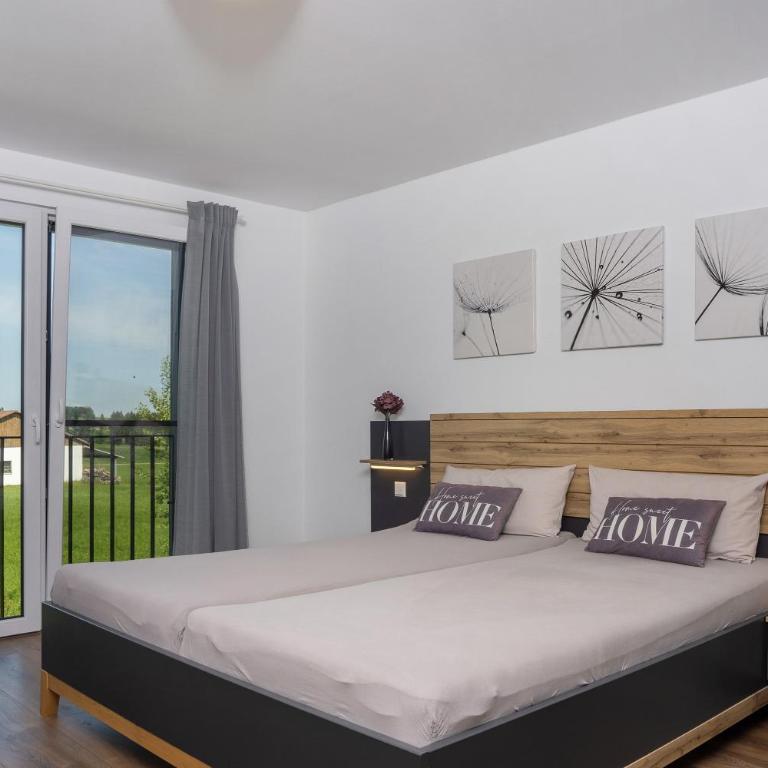 Chalet Am Ried - Premium Apartment mit 3 Schlafzimmern und Balkon - 29