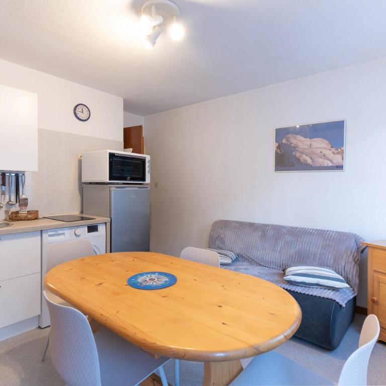 T2 Bis - centre Barèges - cure - Superior Apartment with City View - 4