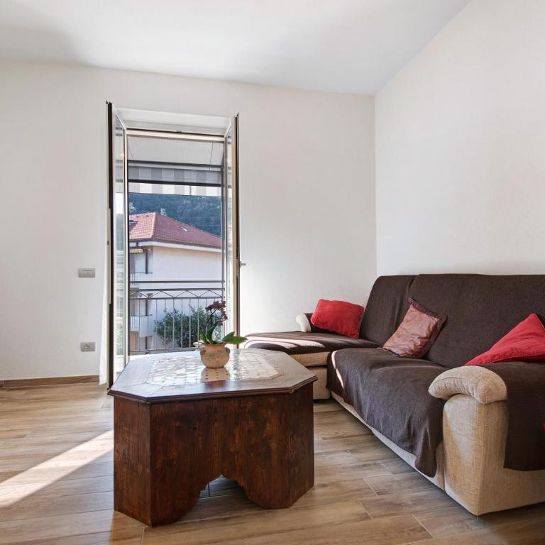 Casa Federico - Two-Bedroom Deluxe Apartment with Balcony - 15