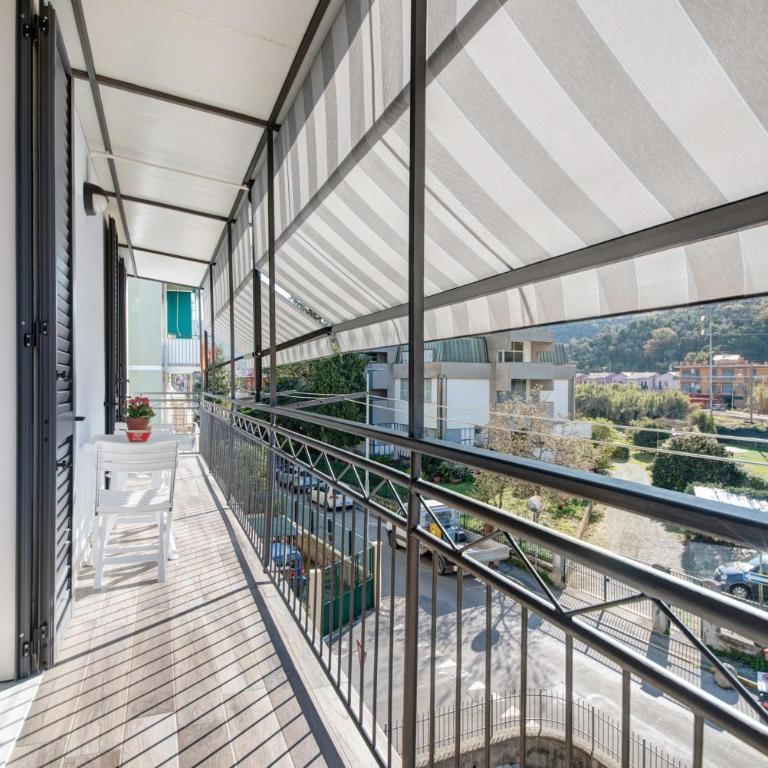 Casa Federico - Two-Bedroom Deluxe Apartment with Balcony - 23