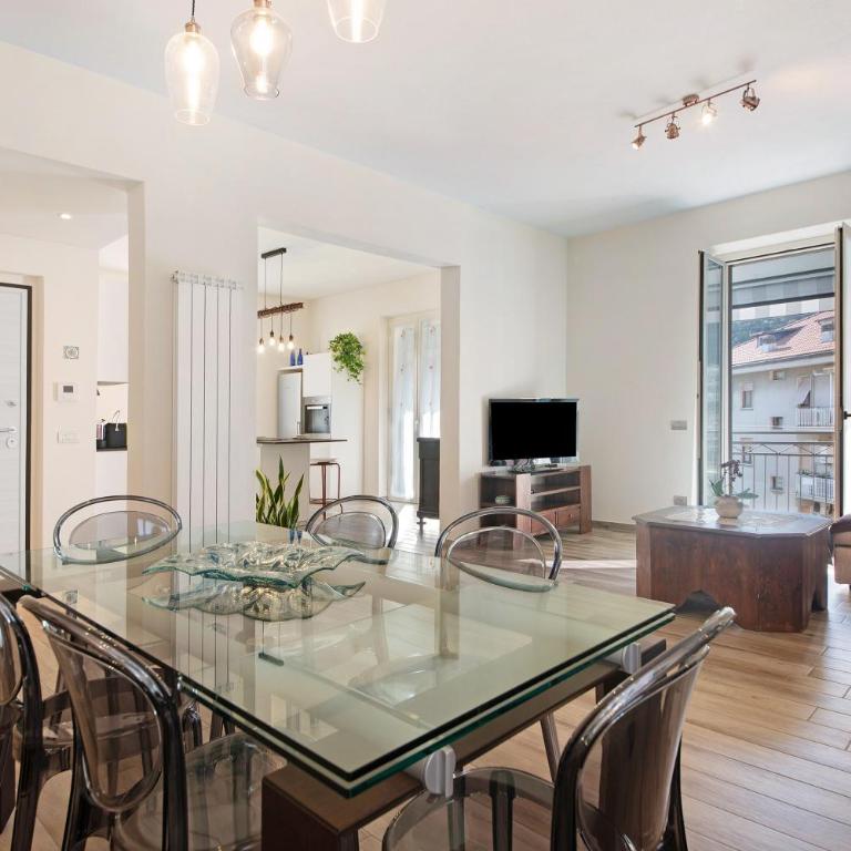 Casa Federico - Two-Bedroom Deluxe Apartment with Balcony - 1