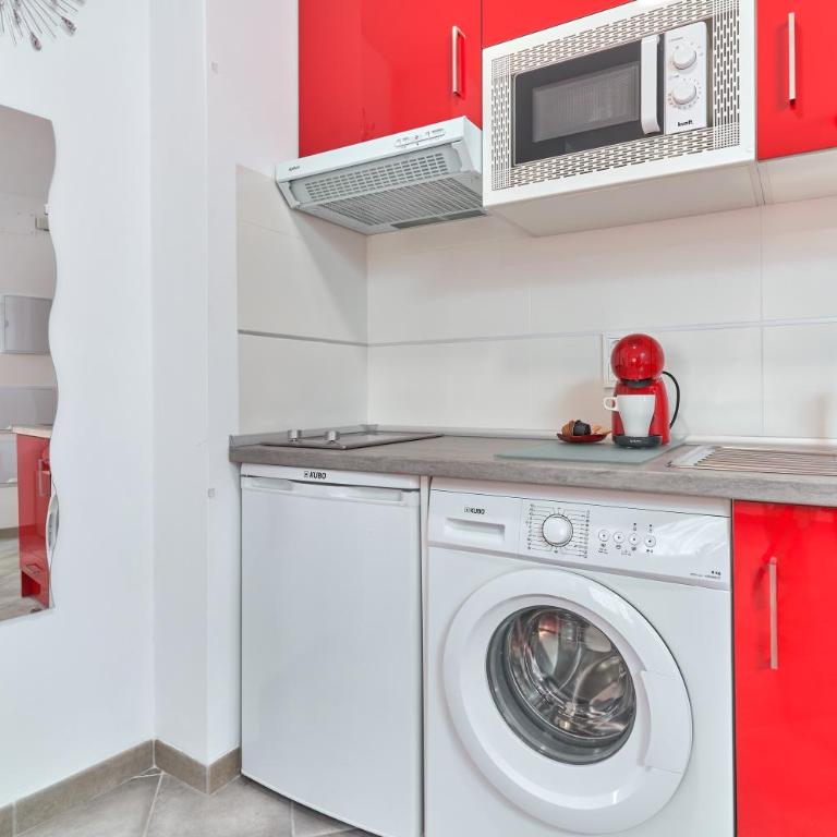 Nerja Boutique B1 Street level - Estudio con terraza - 16