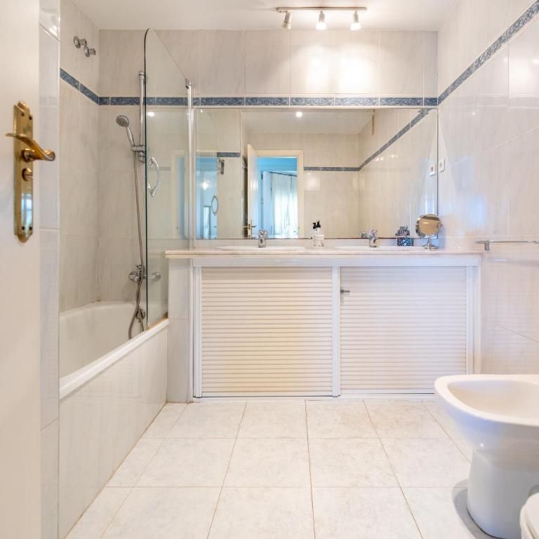 Costa Lago Playa - Apartamento Deluxe de 2 dormitorios con vistas al mar - 22