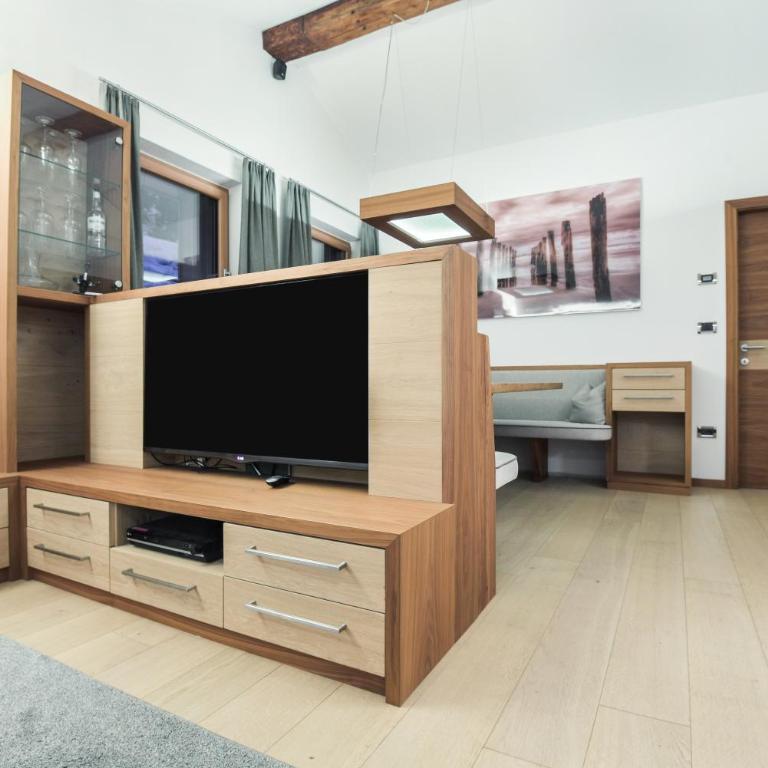 Apt Hetti - Haus Kostner - Appartamento Deluxe con 2 Camere da Letto e Balcone - 4