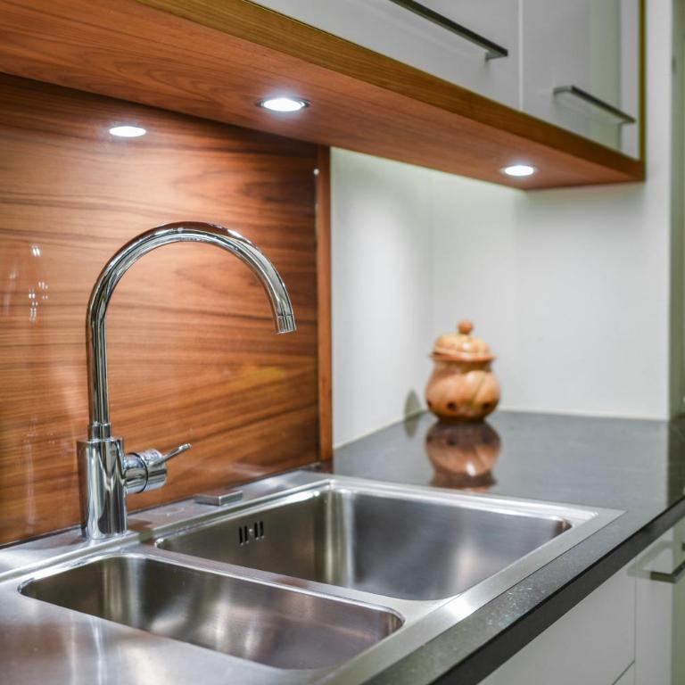 Apt Hetti - Haus Kostner - Appartamento Deluxe con 2 Camere da Letto e Balcone - 2