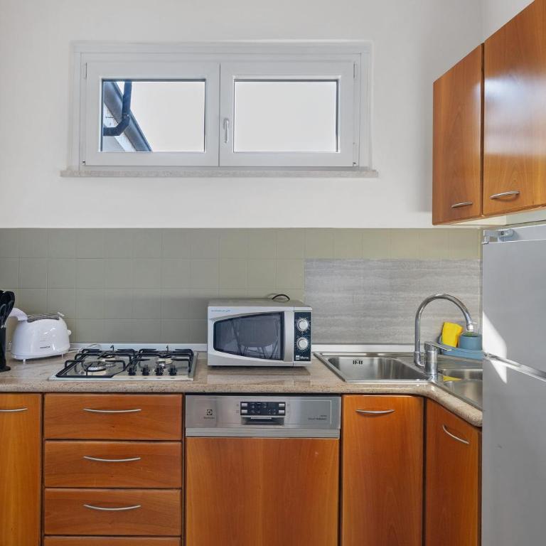 Appartamento Gardavoyager - Appartamento Deluxe con 2 Camere da Letto e Balcone - 5
