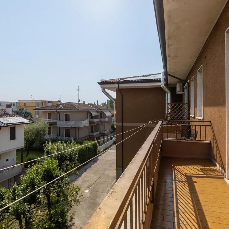 Appartamento Gardavoyager - Appartamento Deluxe con 2 Camere da Letto e Balcone - 8
