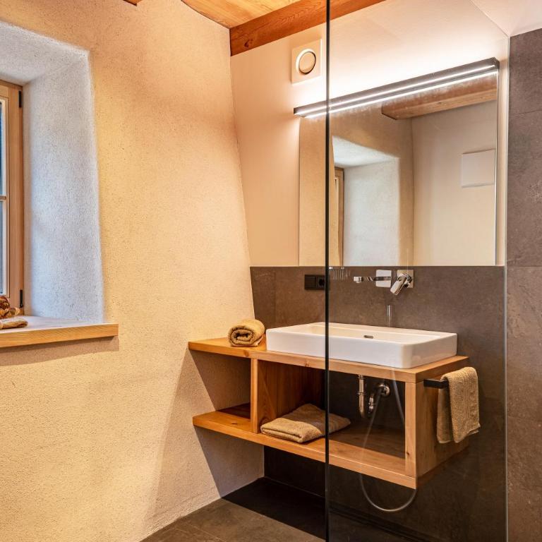 Egger an der Lahn - Apt Nonna - Two-Bedroom Deluxe Apartment with Garden View - 6