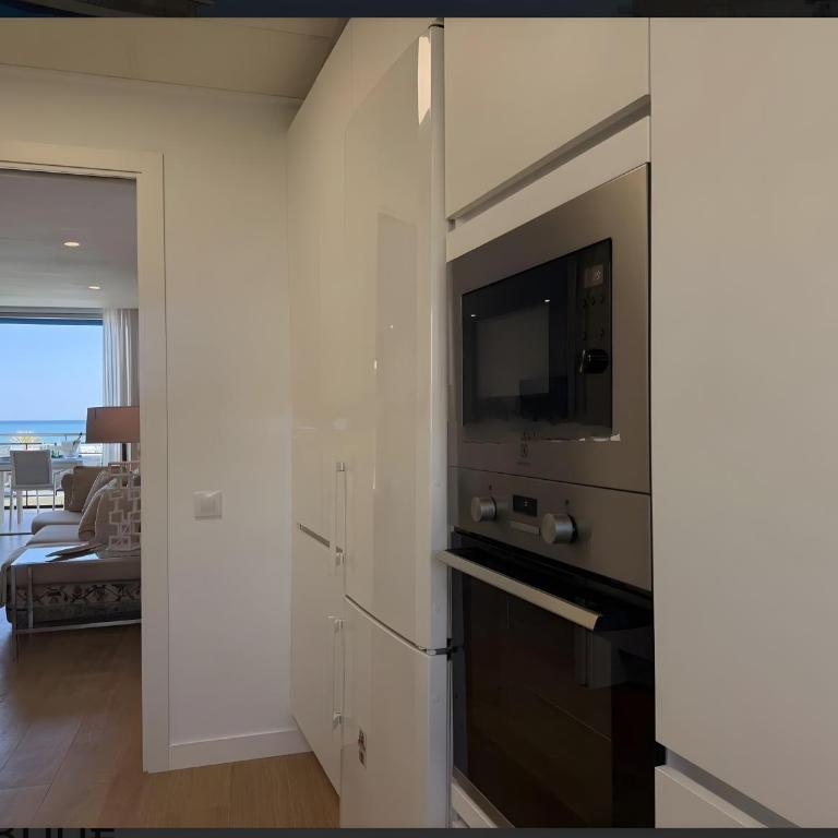 Gandia Tropicana Suite - Apartamento Premium de 3 dormitorios con balcón - 12