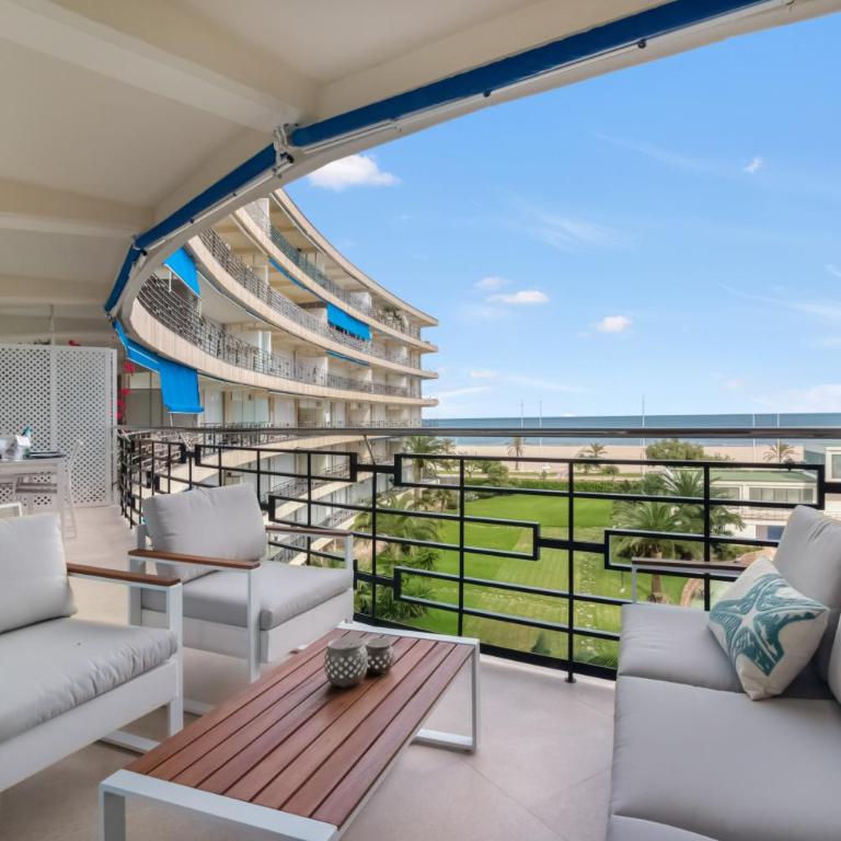 Gandia Tropicana Suite - Apartamento Premium de 3 dormitorios con balcón - 3