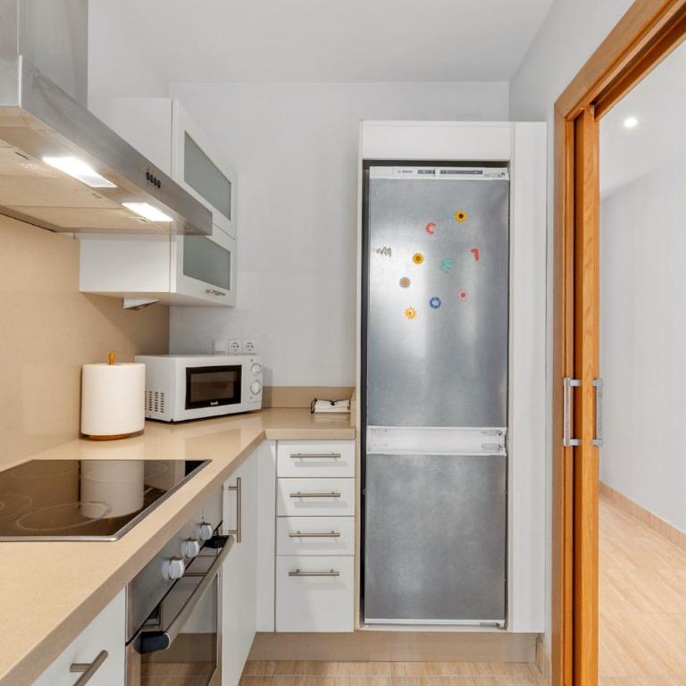 Beach Center Only 150 M Luxury - Apartamento Deluxe de 2 dormitorios con balcón - 8