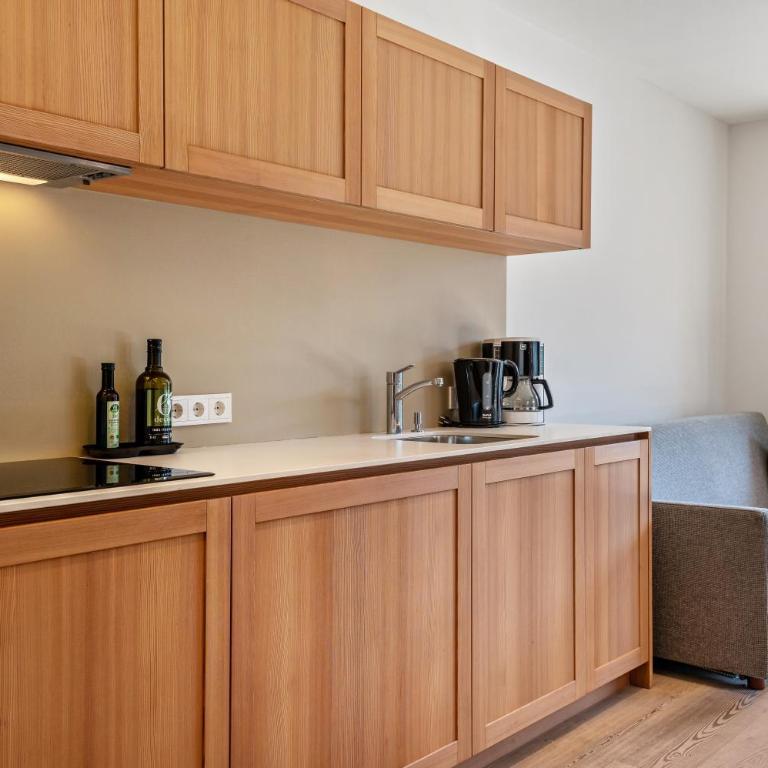 Vista Dolomites Apartment Energy - Appartamento Deluxe con 2 Camere da Letto e Vista Giardino - 15