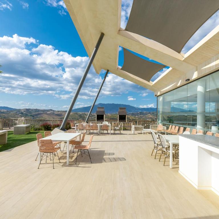Penthouse with private pool - Apartamento Superior con vistas a la ciudad - 2