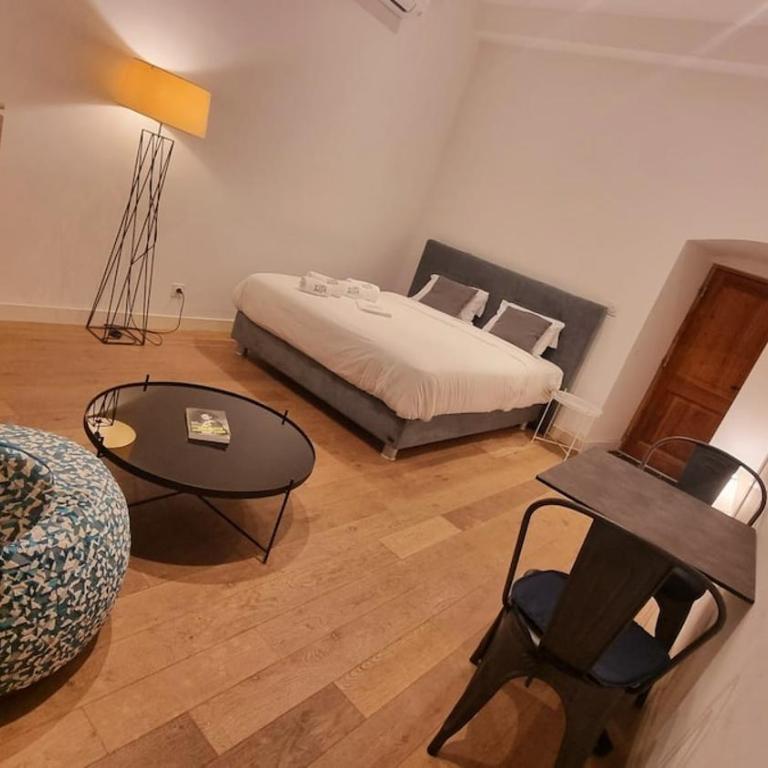 Appartements T1 et T2, quartier Citadelle, plage St François - Monolocale Superior - 2