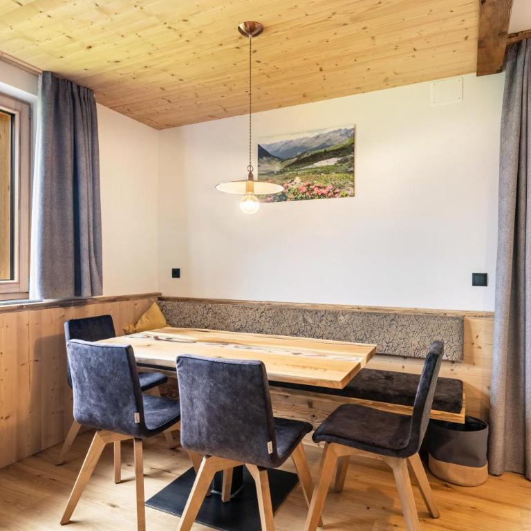 Bergsteiger Apartment - Patleidhof - Deluxe-Apartment mit 2 Schlafzimmern und Gartenblick - 26