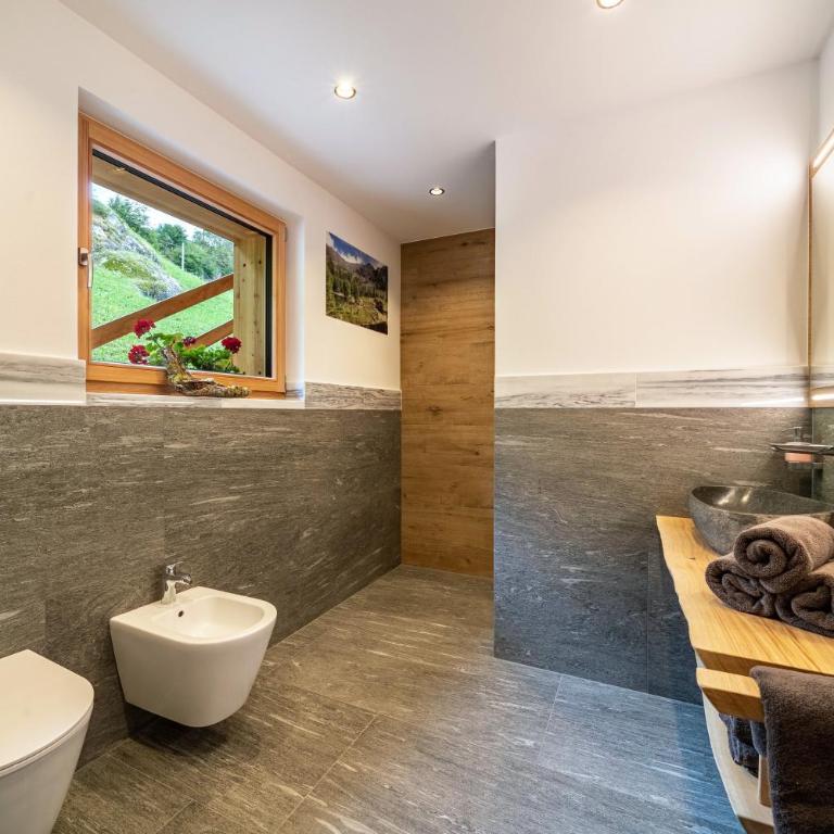 Bergsteiger Apartment - Patleidhof - Deluxe-Apartment mit 2 Schlafzimmern und Gartenblick - 16