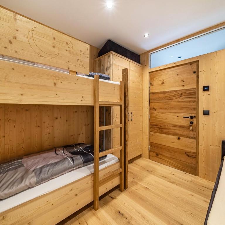 Bergsteiger Apartment - Patleidhof - Deluxe-Apartment mit 2 Schlafzimmern und Gartenblick - 19