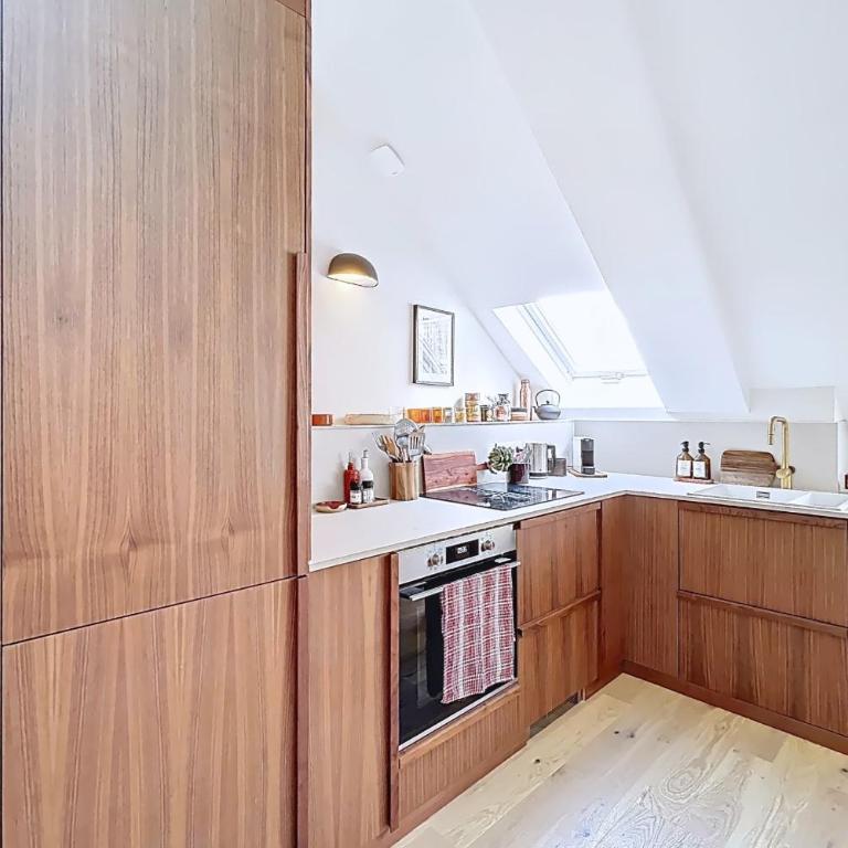 Charmant appart proche Saint-Germain-des-Prés - Appartement - 5