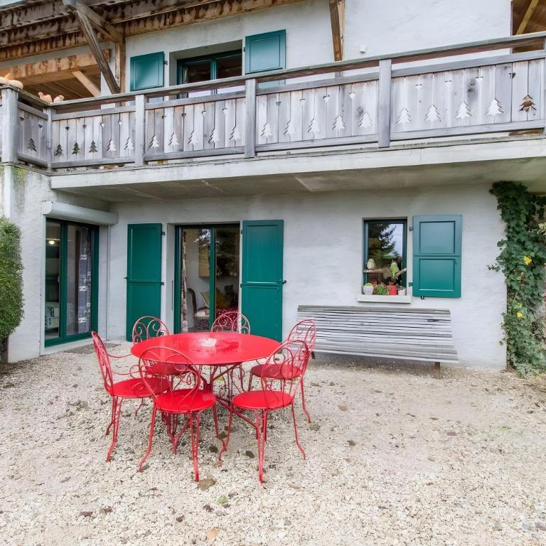 Gîte Chez Mayon - Chambre Quadruple avec Douche - 23