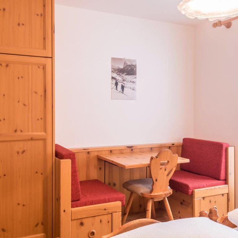 Casa Rustica App Seceda - Appartamento Deluxe con 2 Camere da Letto e Vista Giardino - 22
