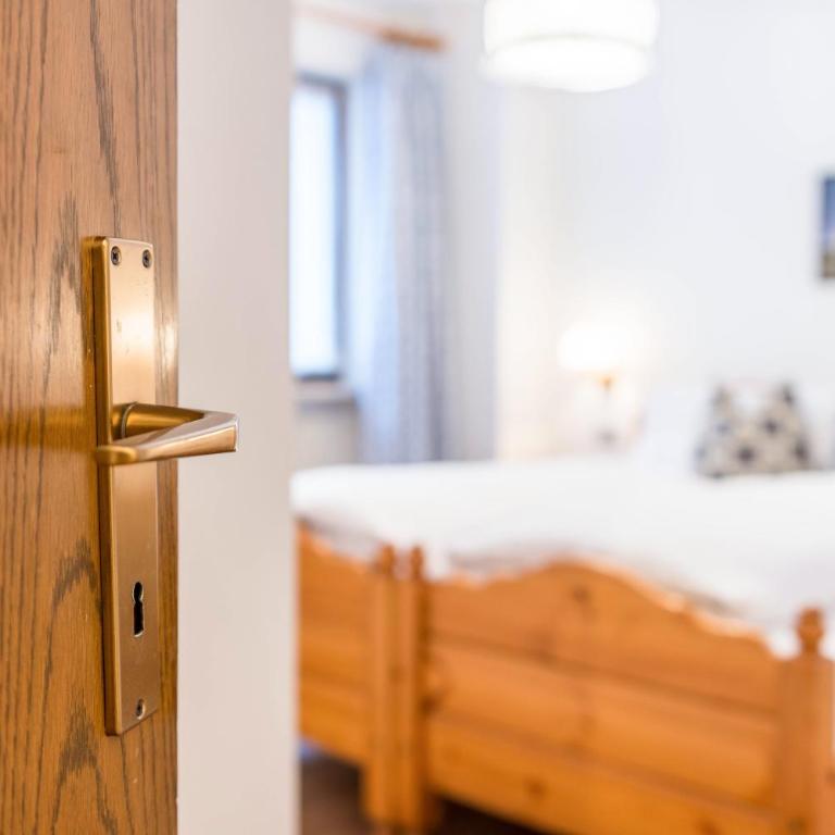 Casa Rustica App Seceda - Appartamento Deluxe con 2 Camere da Letto e Vista Giardino - 17