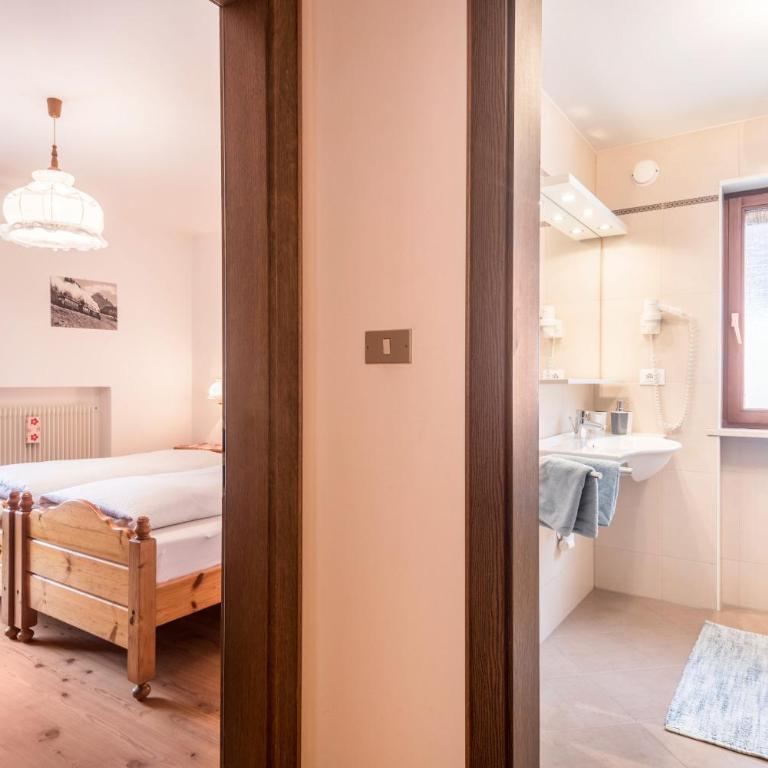 Casa Rustica App Seceda - Appartamento Deluxe con 2 Camere da Letto e Vista Giardino - 26