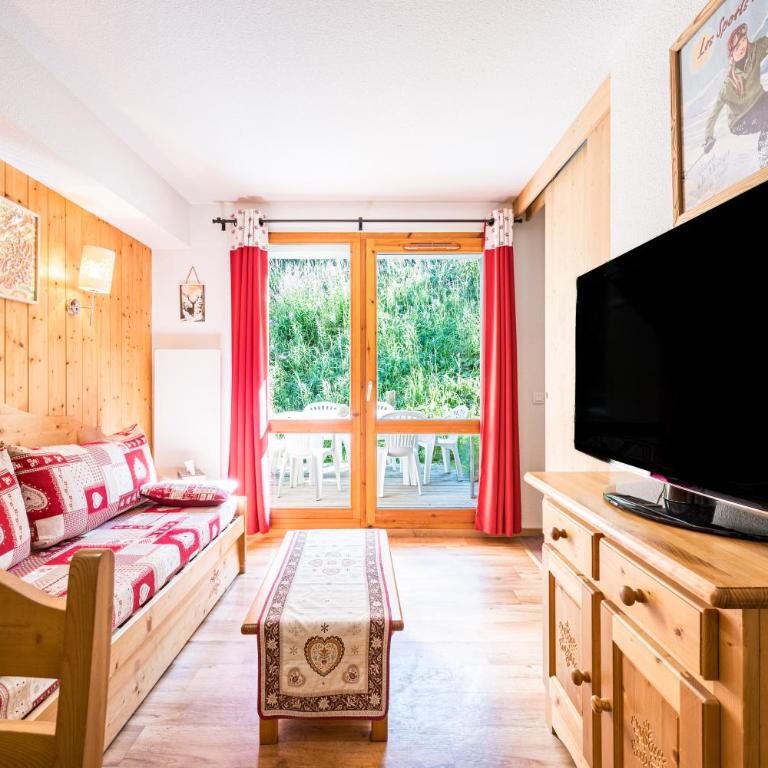 Appartement Ski Valmeinier - Two-Bedroom Deluxe Apartment with Garden View - 4