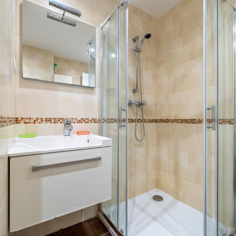 Cap Salou - Superior One-Bedroom Apartment with Balcony - 15
