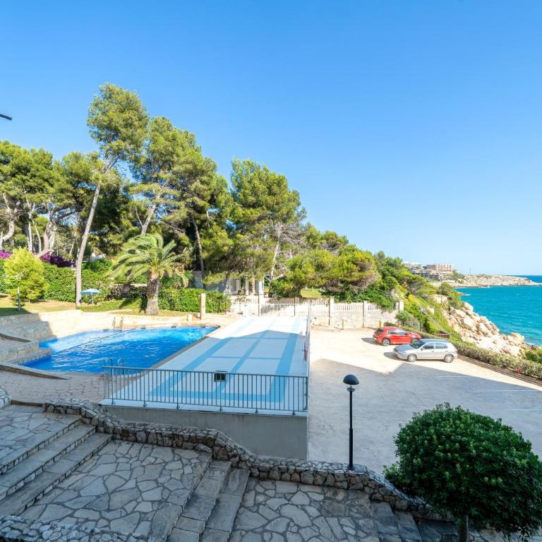 Cap Salou - Superior One-Bedroom Apartment with Balcony - 2