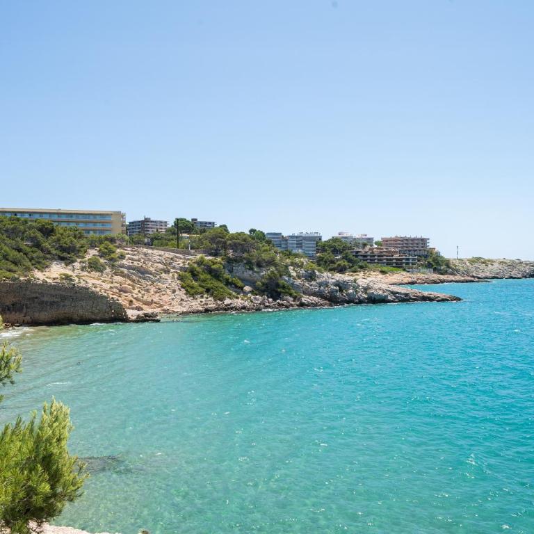 Cap Salou - Superior One-Bedroom Apartment with Balcony - 22