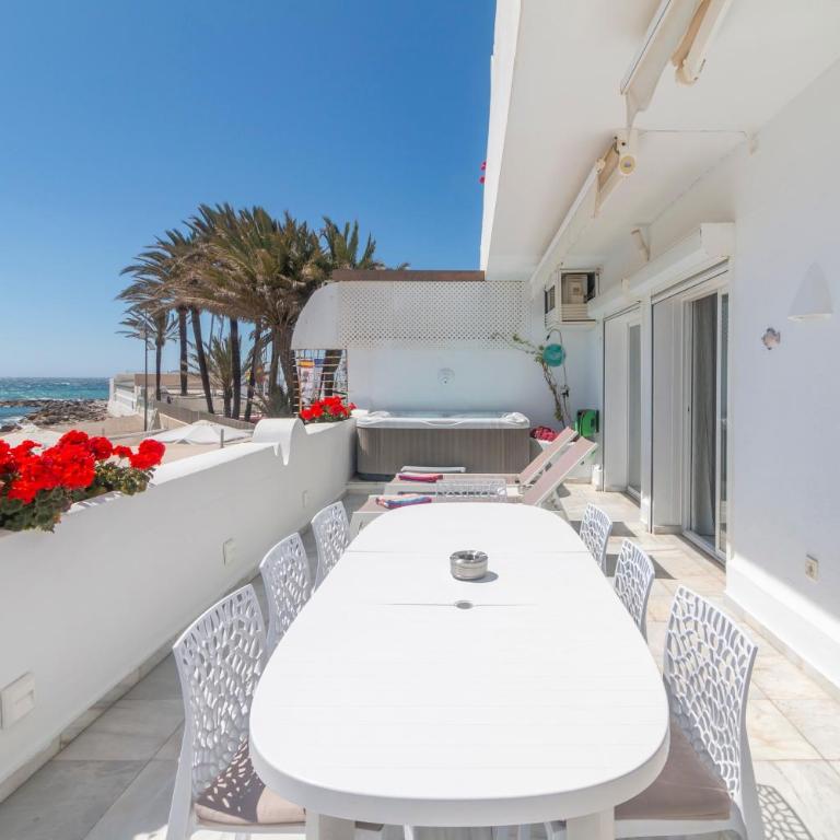Superb Large Apartment on the Beach - Apartamento Estudio con vistas al mar - 17