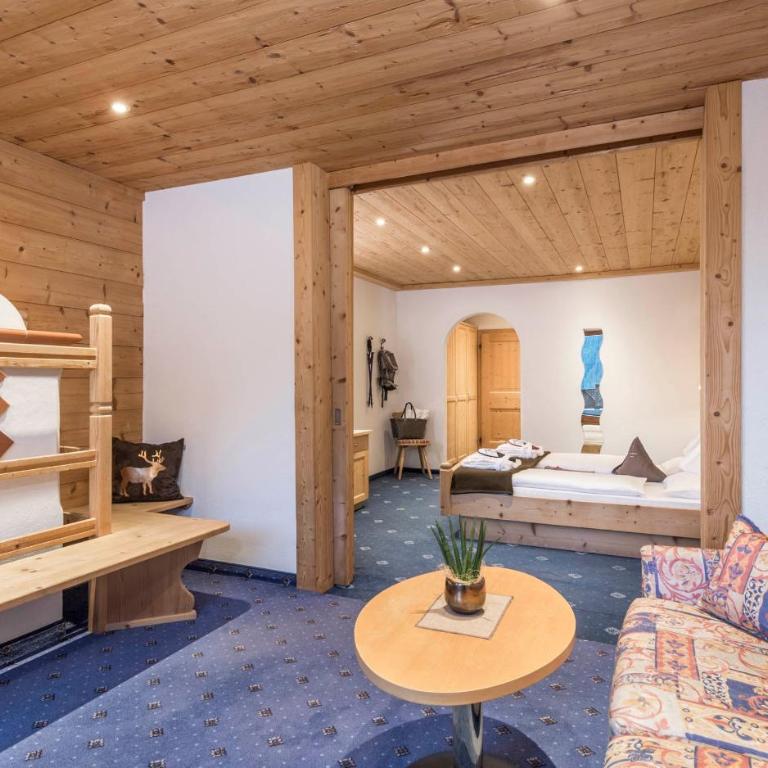 Panorama Resort Taljörgele - Comfort Vierbettzimmer - 1