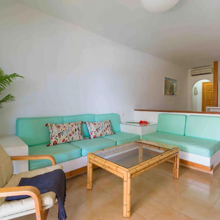 En la playa 2 dormitorios y piscina - Two-Bedroom Deluxe Apartment with Ocean View - 27