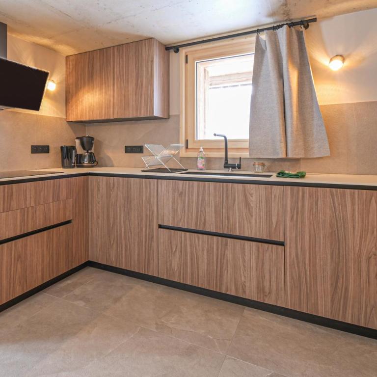 Lisalice appartement - Appartement 1 Chambre avec Jardin - 9