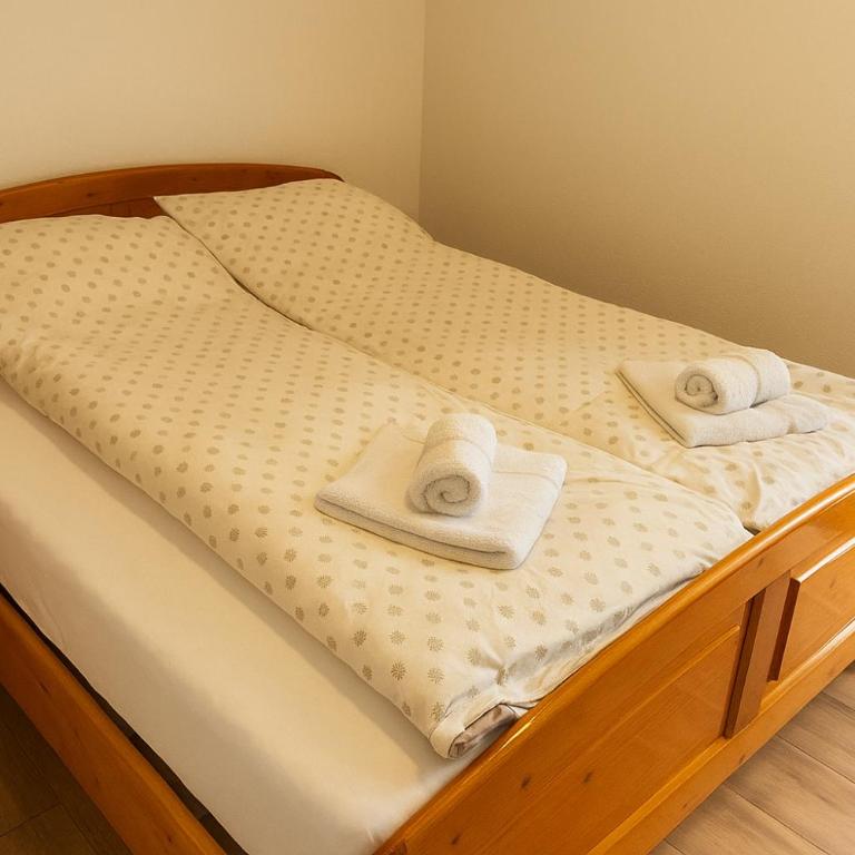 Gasthof - Two-Bedroom Apartment - 8