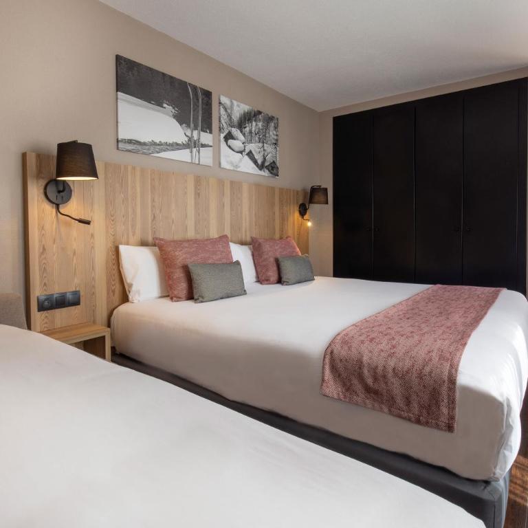 Hotel Grand Pas by Nexta - Habitación Triple con balcón - 7