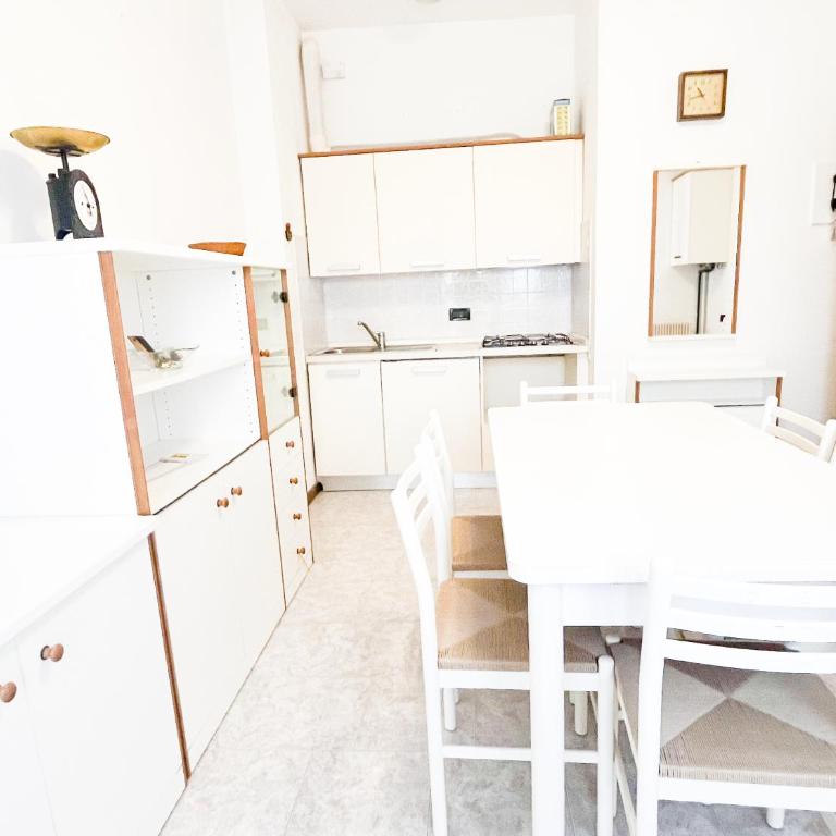 Residenza Annabella, pochi passi dal mare, Jesolo Via Bafile - Appartamento con 2 Camere da Letto - 4