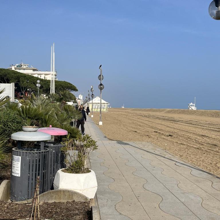 Residenza Annabella, pochi passi dal mare, Jesolo Via Bafile - Appartamento con 2 Camere da Letto - 24