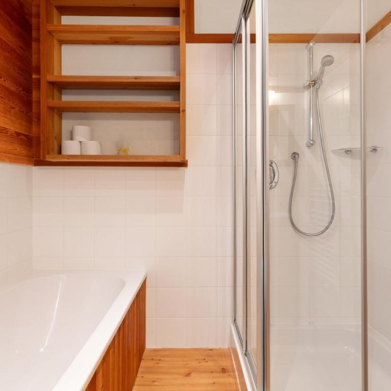 Naturidyll Mitterbach - Vierbettzimmer mit Dusche - 12