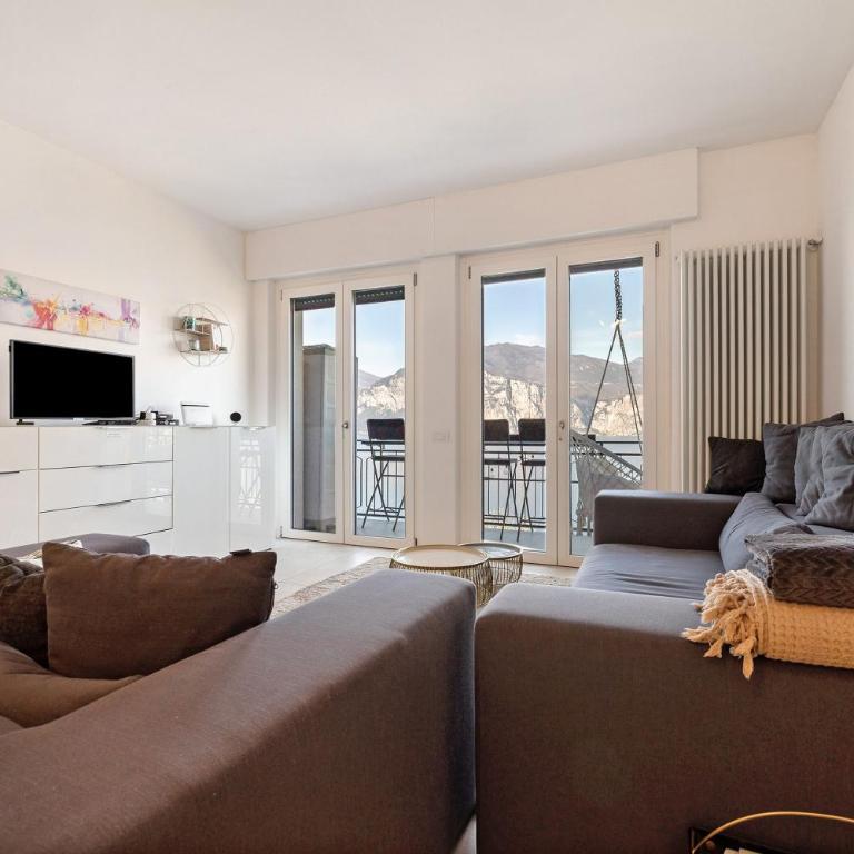 Lake View Casa Di Sandra Apartment - Appartamento Deluxe con 2 Camere da Letto e Balcone - 11