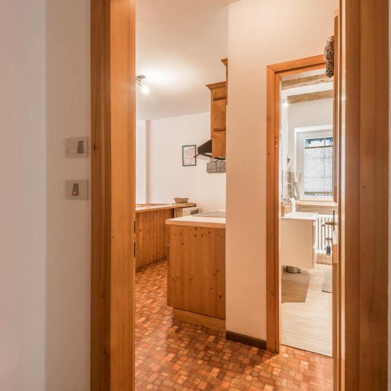 Casa Lorenz 1 - Appartamento con 1 Camera da Letto e con Giardino - 14