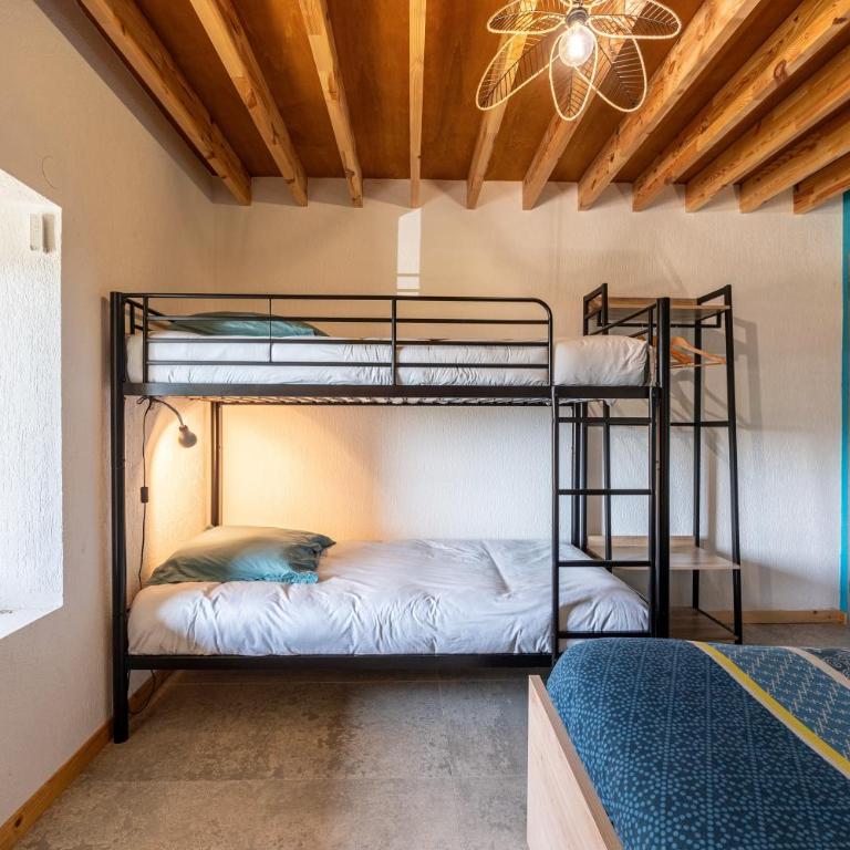 Les Bellevues - Chambre Quadruple avec Douche - 13