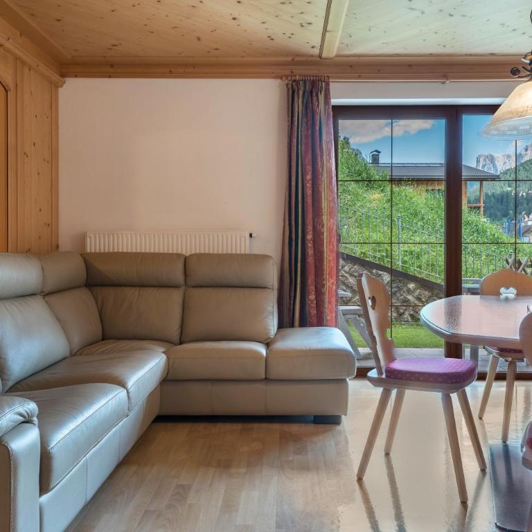 Hotel Residence Gardena Dolomites 2 - Monolocale con Vista Montagna - 1