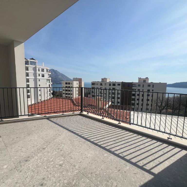 Sobre Suites - One-Bedroom Apartment with Sea View - 5
