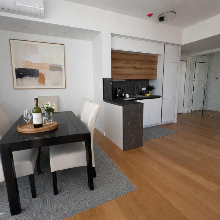 Sobre Suites - One-Bedroom Apartment - 10