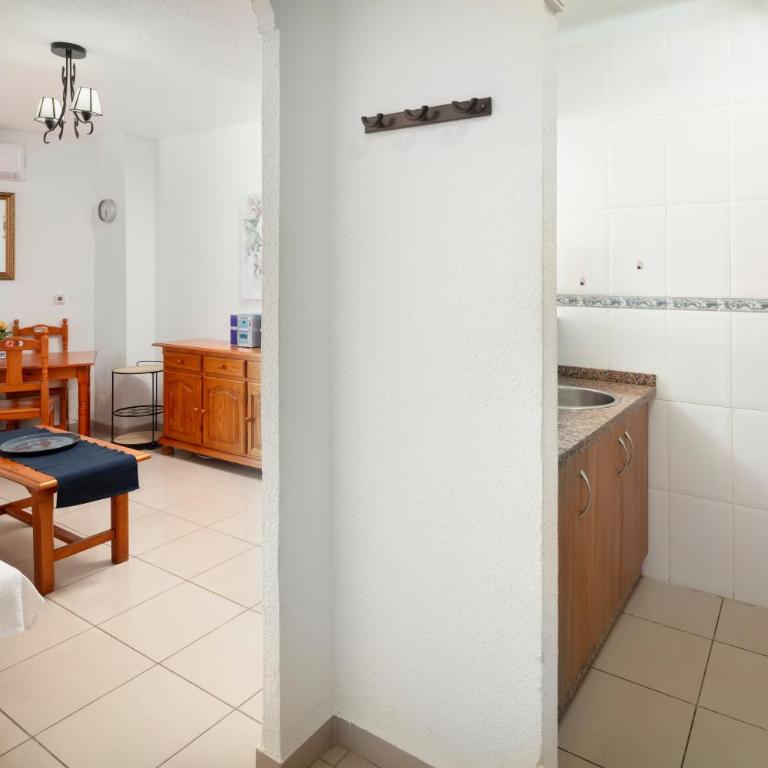 Bloque 85 - Apartamento Superior de 1 dormitorio con balcón - 10